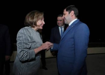 Министр обороны Армении Сурен Папикян представил Нэнси Пелоси ситуацию, создавшуюся в результате агрессии Азербайджана