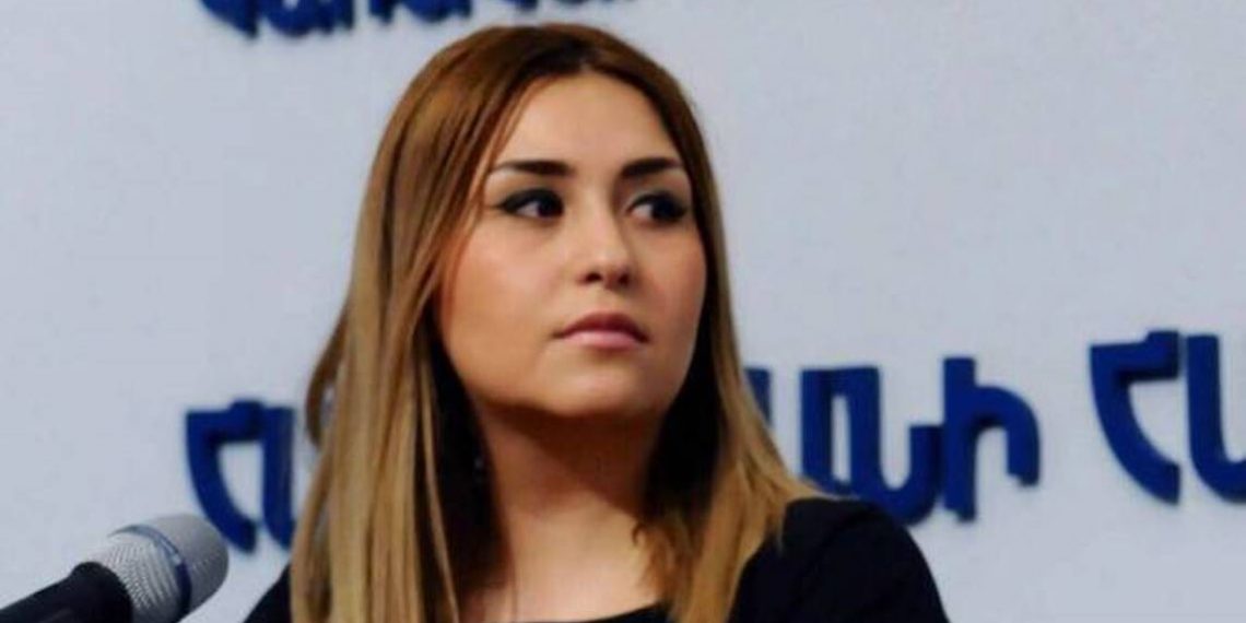 Лусине Мартиросян освобождена от должности пресс-секретаря вице-премьера Матевосяна