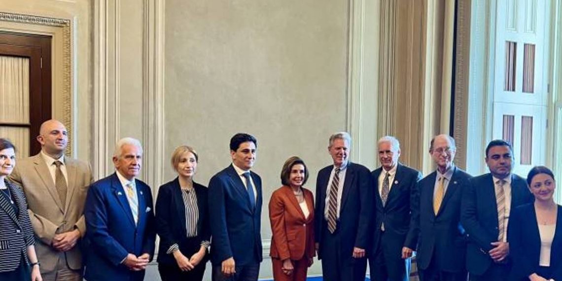 Нэнси Пелоси, конгрессмены, Егише Киракосян обсудили нарушения Азербайджаном прав человека