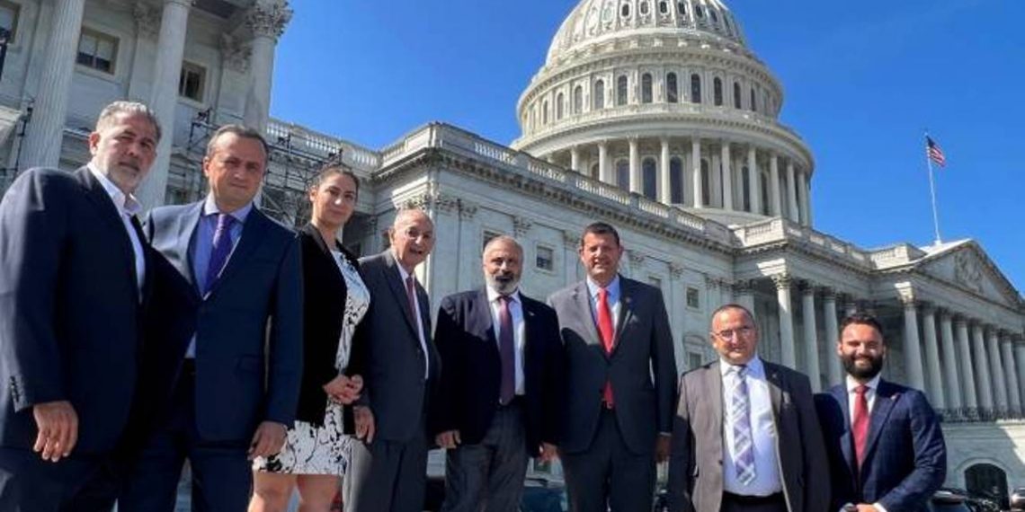 Глава МИД Арцаха встретился с группой конгрессменов, сенаторов и представителей законодательного крыла США