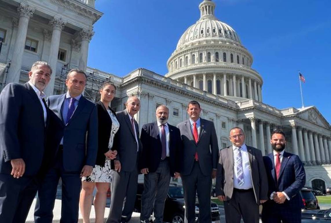 Глава МИД Арцаха встретился с группой конгрессменов, сенаторов и представителей законодательного крыла США