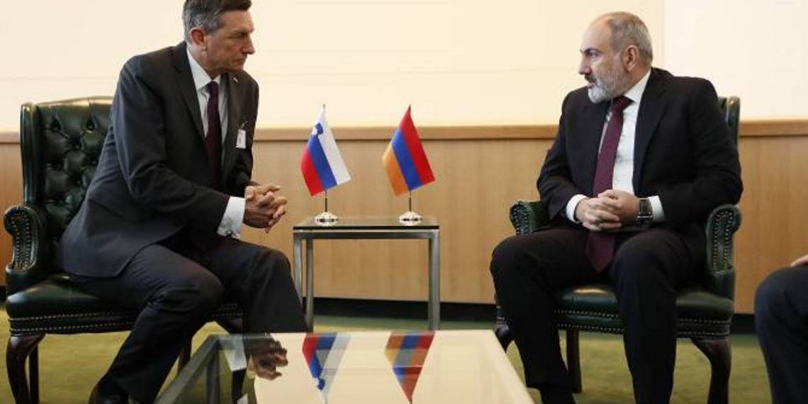 Премьер-министр Пашинян представил президенту Словении последствия агрессии Азербайджана