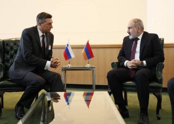 Премьер-министр Пашинян представил президенту Словении последствия агрессии Азербайджана