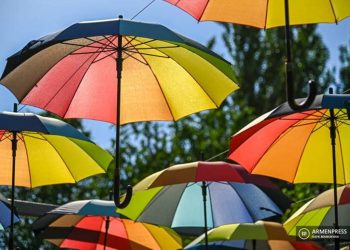 В ближайшие дни в большинстве районов ожидается дождь с грозой