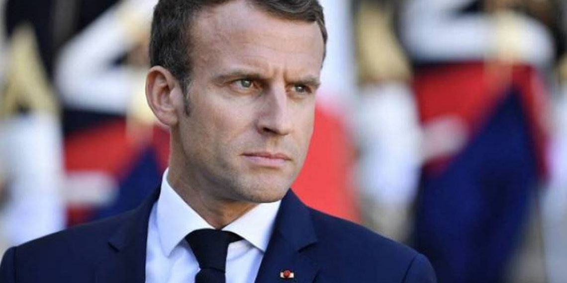 Диалог между Арменией и Азербайджаном должен быть восстановлен: Макрон