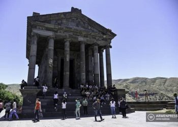 В связи с ситуацией в стране туристические компании изменили свои направления