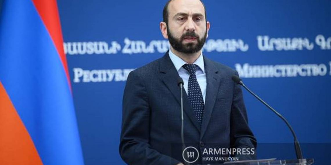 Однозначно, что азербайджанские ВС должны покинуть суверенную территорию Армении: Арарат Мирзоян