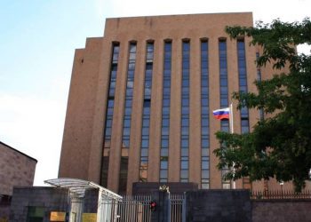 РФ предпринимала и будет предпринимать шаги в целях полной реализации трехсторонних договоренностей: посольство