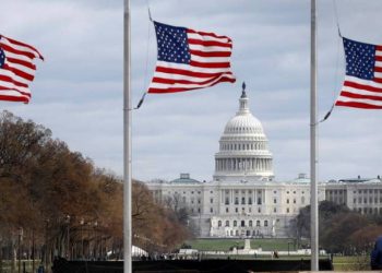 Резолюция, лишающая Азербайджан военной помощи и предусматривающая санкции, представлена и в Сенат США