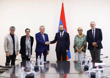 Министр ИД Армении представил сенаторам Франции последствия агрессии Азербайджана