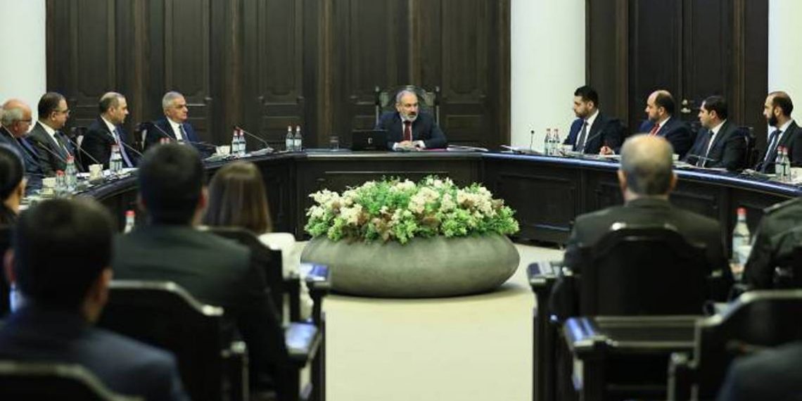 Заплачены сотни миллионов долларов, но поставки оружия не выполнены, в том числе и союзными странами: Никол Пашинян