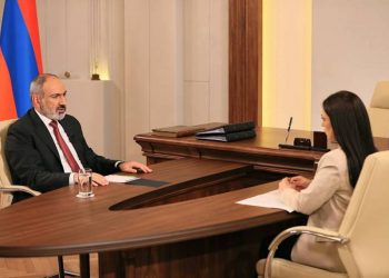 В Женеве должны начаться переговоры по выработке текста мирного договора: премьер- министр