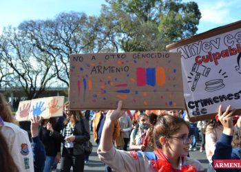 Это попытка нового геноцида