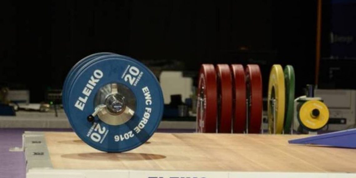 Армянские штангисты готовятся к очередному старту