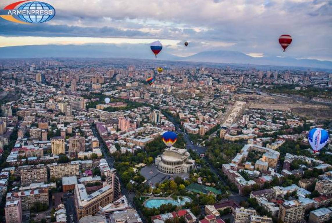  «Открывай Армению с небес»