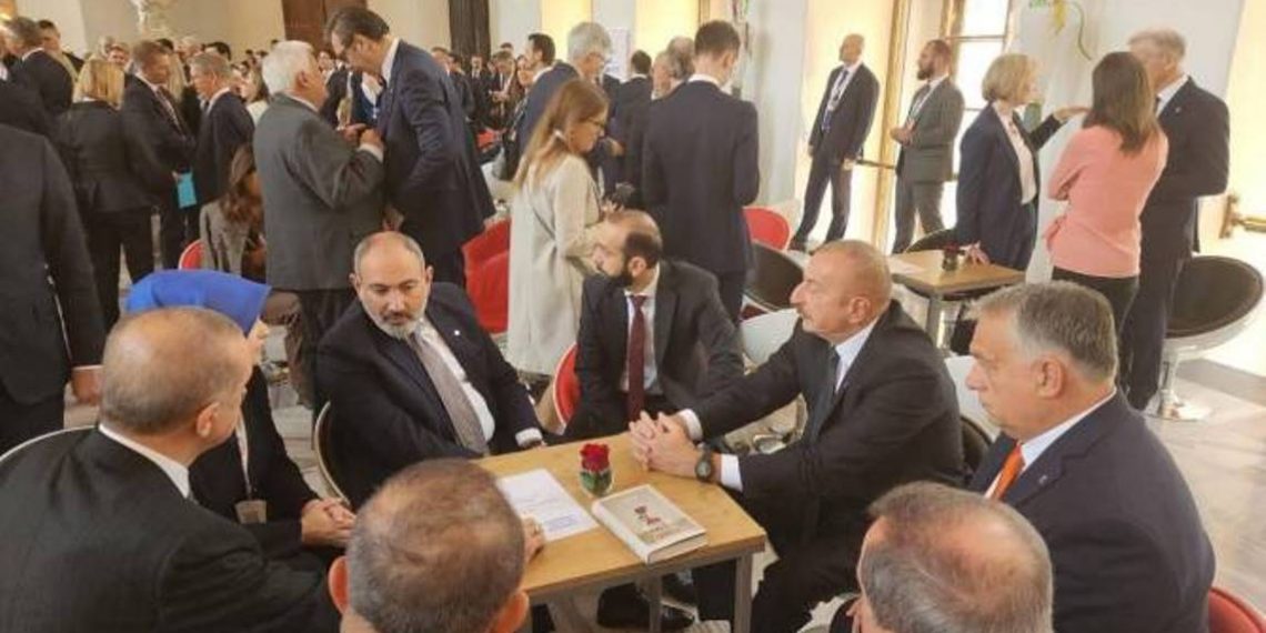 Никол Пашинян в Праге провел короткие беседы с Макроном, Эрдоганом и Алиевым