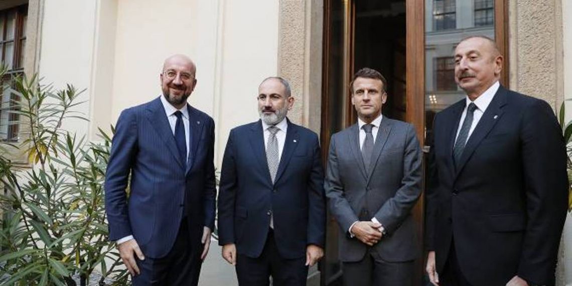 Армения и Азербайджан обоюдно признали территориальную целостность: заявление после встречи Пашинян-Алиев-Макрон-Мишель