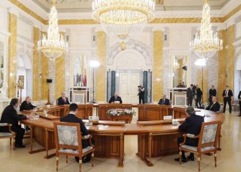 Премьер-министр Пашинян принял участие в неформальной встрече руководителей государств–участников СНГ