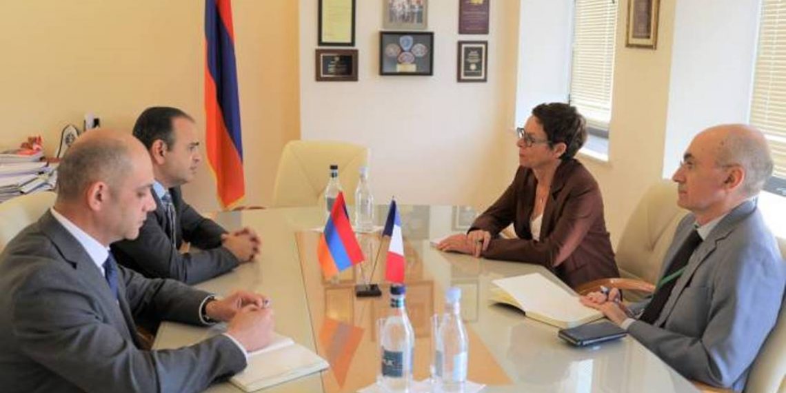 Главный уполномоченный по делам диаспоры и посол Франции обсудили предстоящий Всемирный армянский саммит