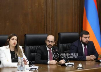 Механизмы еще неизвестны, идут обсуждения: депутат НС Армении о возможных переговорах между Степанакертом и Баку