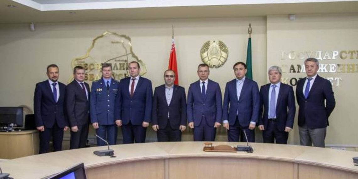 Зампредседателя КГД Армении и председатель Государственного таможенного комитета Беларуси обсудили направления сотрудничества