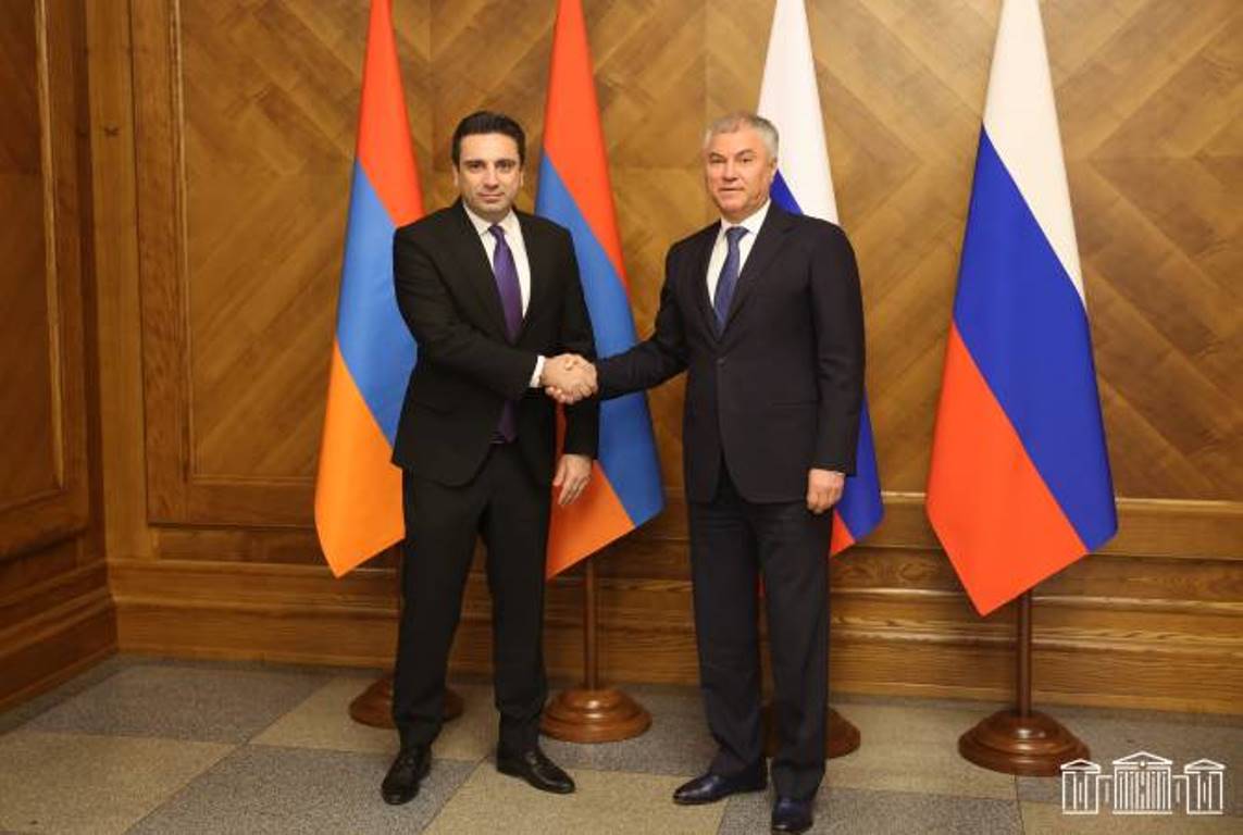 Армения не имеет времени на долгосрочные решения вопросов безопасности: Ален Симонян встретился с Вячеславом Володиным