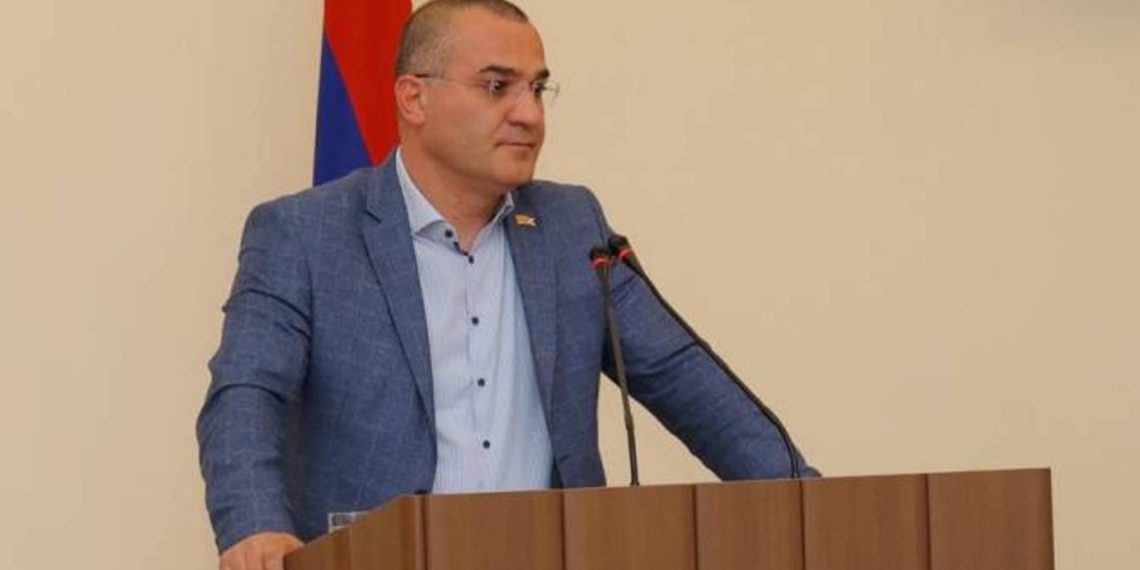 Арцах не имеет отношения к территориальной целостности Азербайджана: руководитель фракции НС НКР «Свободная Родина-ОГА»