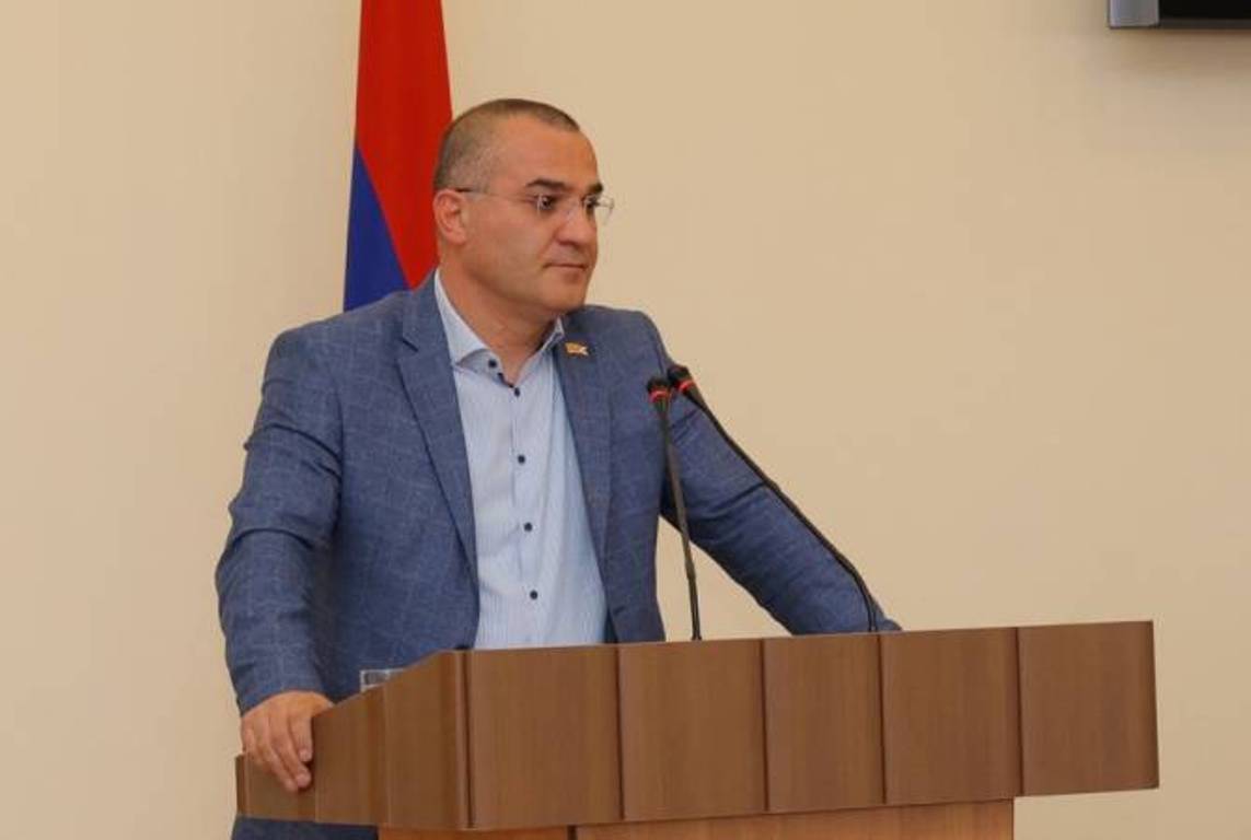 Арцах не имеет отношения к территориальной целостности Азербайджана: руководитель фракции НС НКР «Свободная Родина-ОГА»