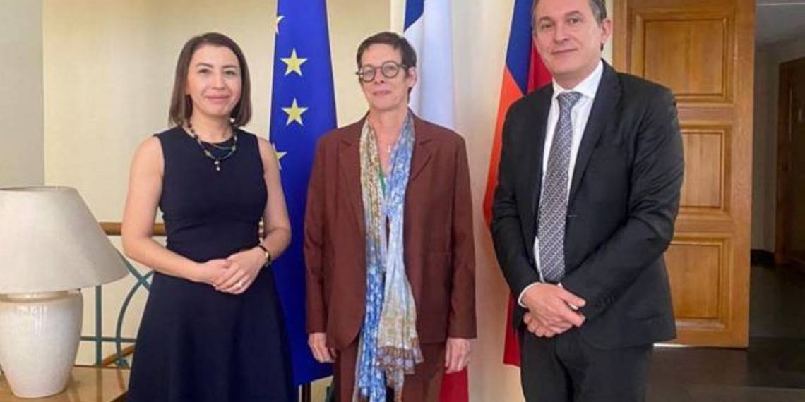 ЗПЧ Армении представила сопредседателю МГ ОБСЕ Франции случаи пыток ВС Азербайджана в отношении армянских пленных