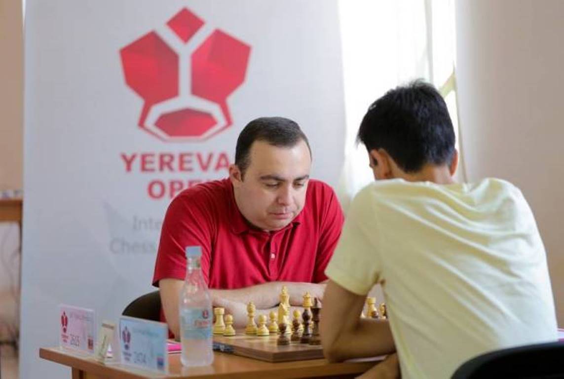 Во втором туре «Yerevan Open» из армянских шахматистов победу одержал лишь Тигран Петросян