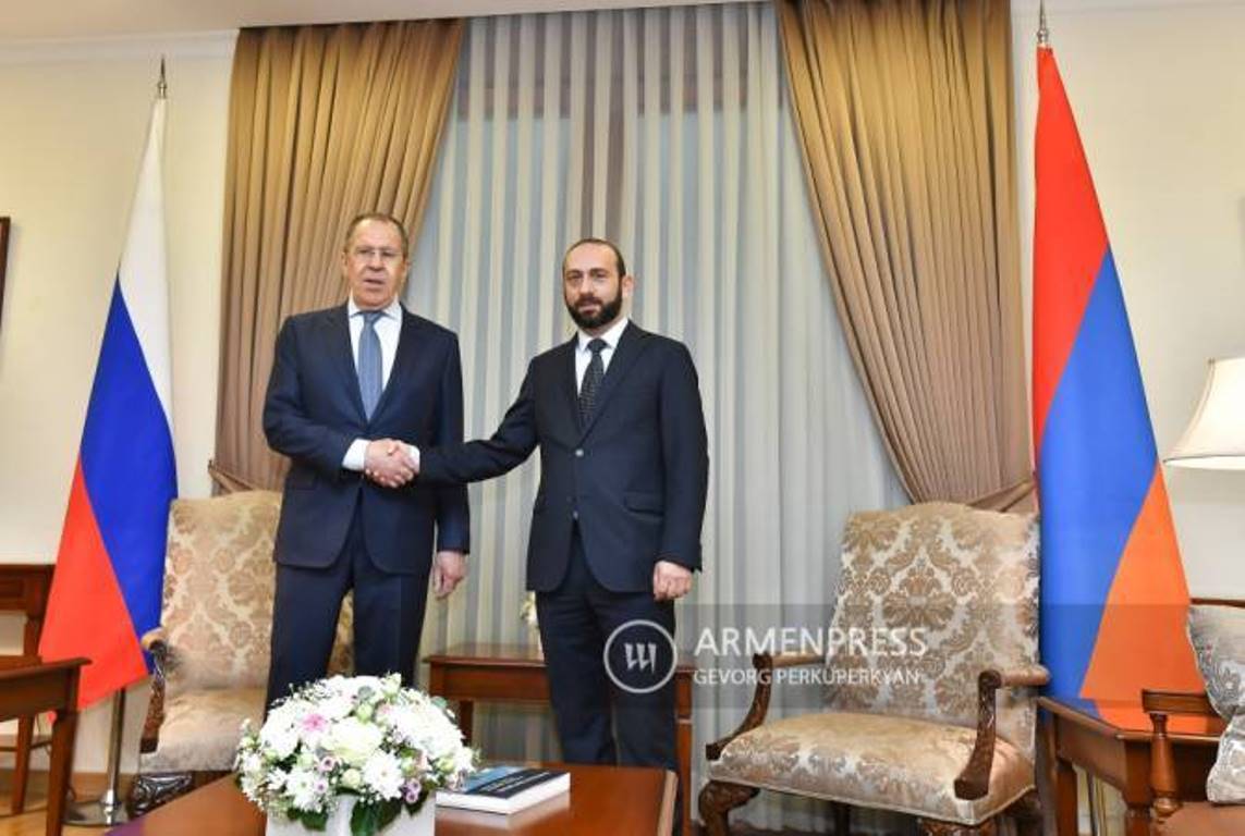 В Астане началась встреча министров иностранных дел Армении и РФ