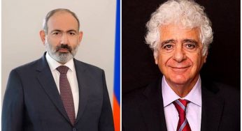 Премьер-министр Армении поздравил Лориса Чкнаворяна с 85-летием