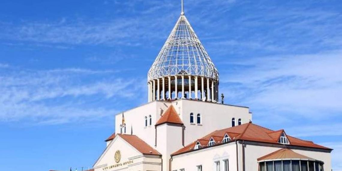 Любая попытка рассматривать будущее Арцаха в составе Азербайджана — это «красная черта»: делегация Арцаха