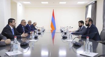Министр иностранных дел Армении встретился с делегацией во главе с президентом Арцаха