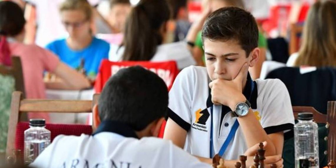 Мамикон Гарибян – один из лидеров  Yerevan Open