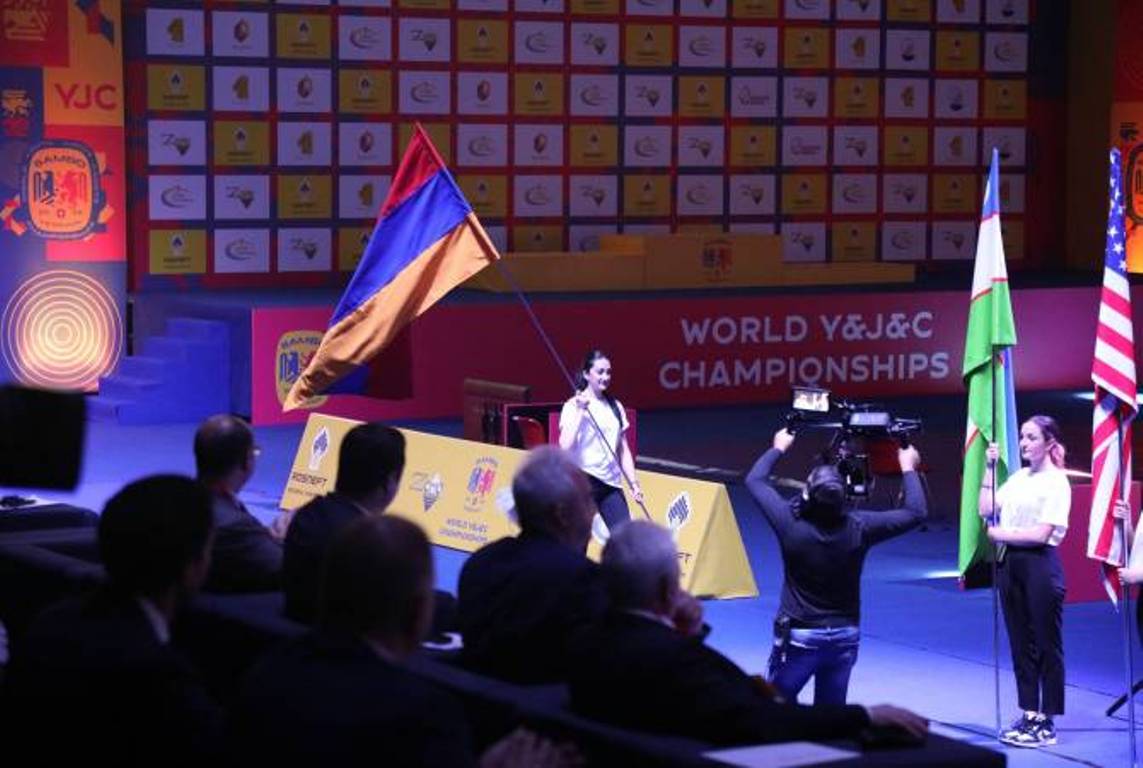 Армения на чемпионате мира по самбо, прошедшем в Ереване, завоевала 20 медалей