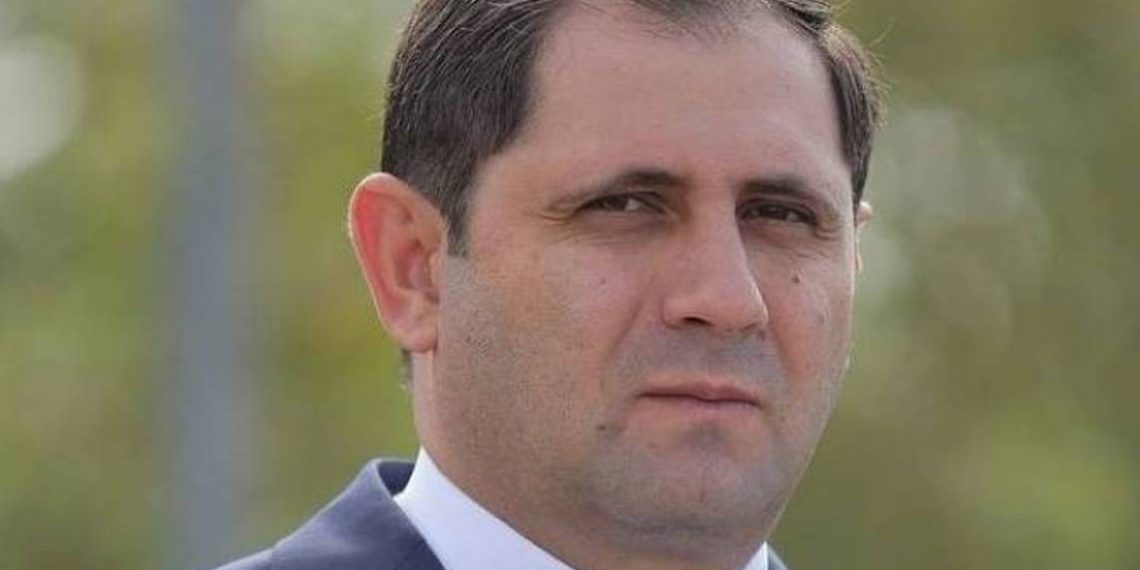 Делегация, возглавляемая министром обороны Армении, выехала в Индию