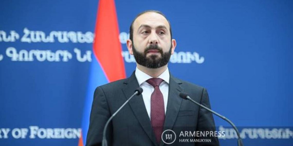 Арарат Мирзоян коснулся вероятности направления в Армению наблюдателей ОДКБ