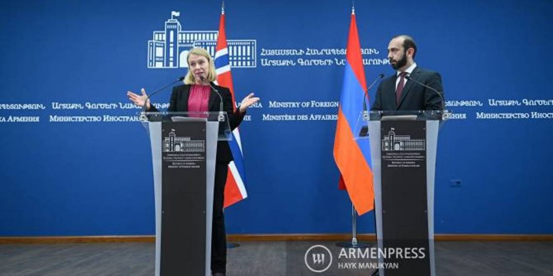 Министр иностранных дел Армении готов встретиться с министром иностранных дел Турции