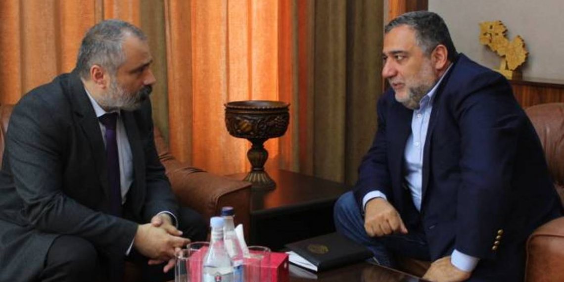 Глава МИД Арцаха и Рубен Варданян обсудили вопросы урегулирования азербайджано- карабахского конфликта