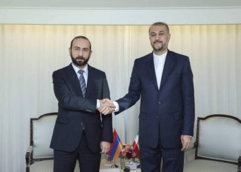 Министр иностранных дел Ирана посетит Армению с официальным визитом