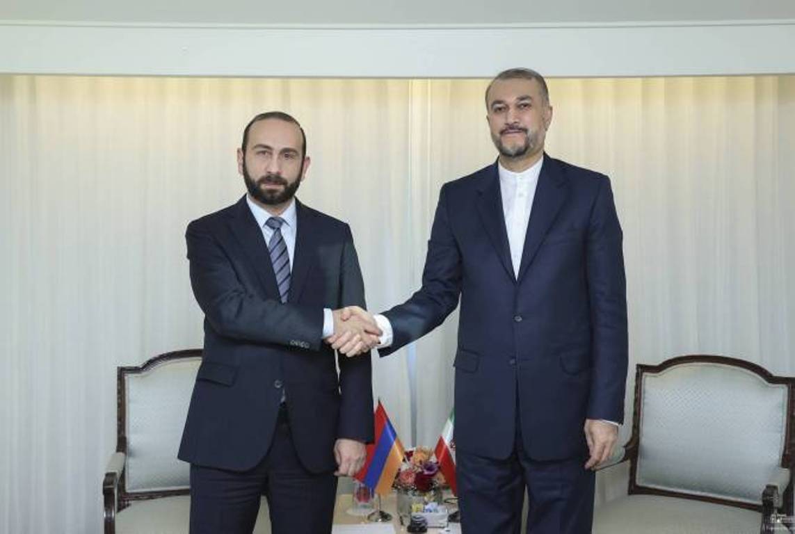 Министр иностранных дел Ирана посетит Армению с официальным визитом