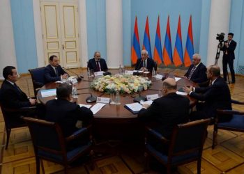 Совместными усилиями мы сможем увереннее двигаться вперед: президент Армении принял премьер-министров государств-членов ЕАЭС