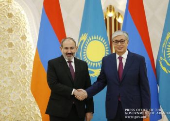 Премьер-министр Армении направил президенту Казахстана поздравительное послание