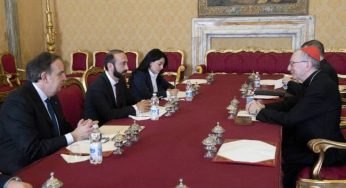 Глава МИД Армении встретился с государственным секретарем Святого Престола Пьетро Паролином
