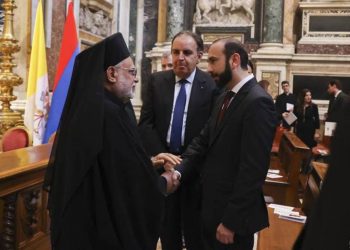 Мы искренне желаем, чтобы братский путь Армения-Святой Престол был продолжен: Арарат Мирзоян
