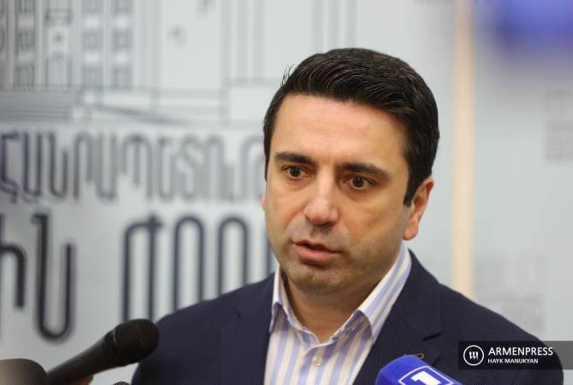 Мирный договор с Азербайджаном должен быть подписан как можно скорее: председатель Парламента Армении