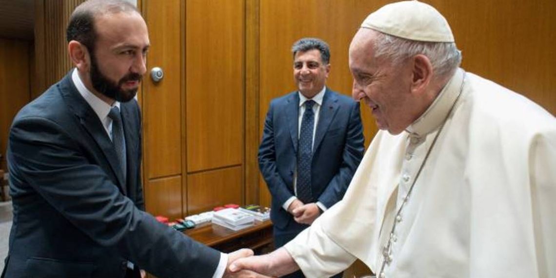 Папа Римский принял министра иностранных дел Республики Армения