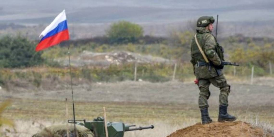 В зоне ответственности российского миротворческого контингента в Арцахе нарушений не зафиксировано: МО РФ