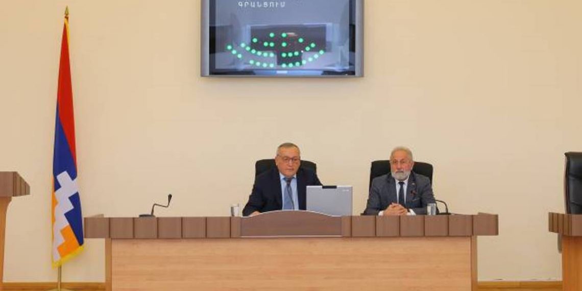 В первом чтении принят проект «Поправка к Конституции Республики Арцах»